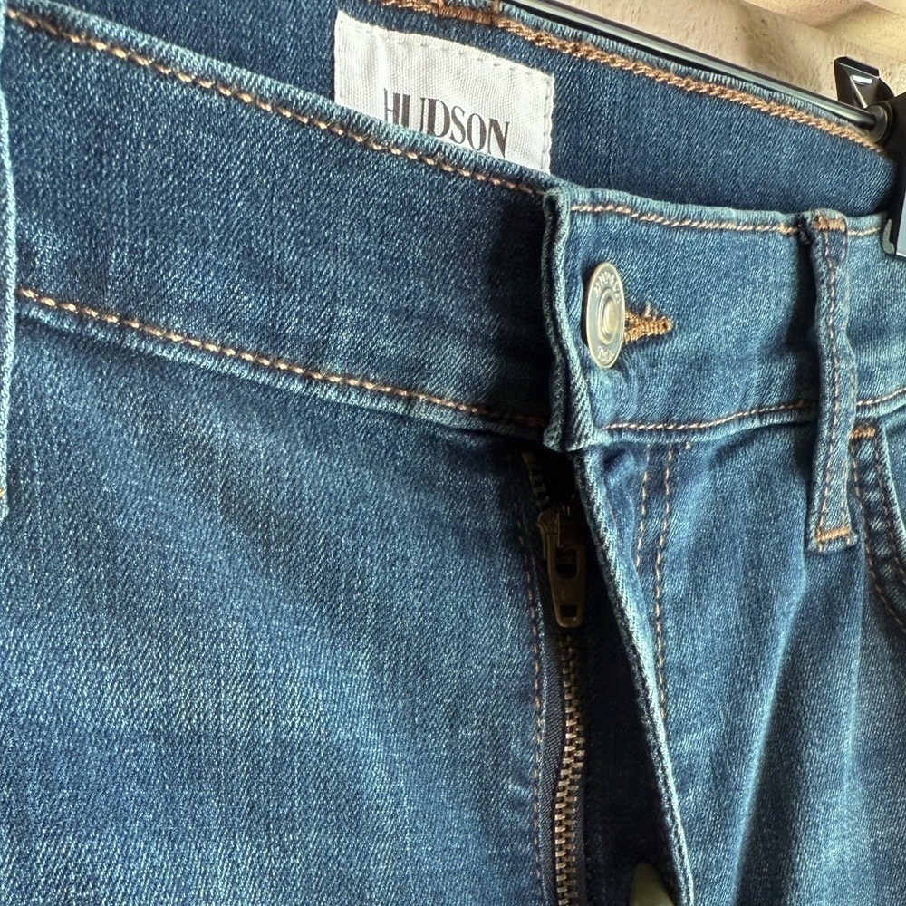 HUDSON Rosalie High Rise Wide Leg Jeans - Picture 9 of 10